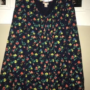 Adorable blue flowered tank